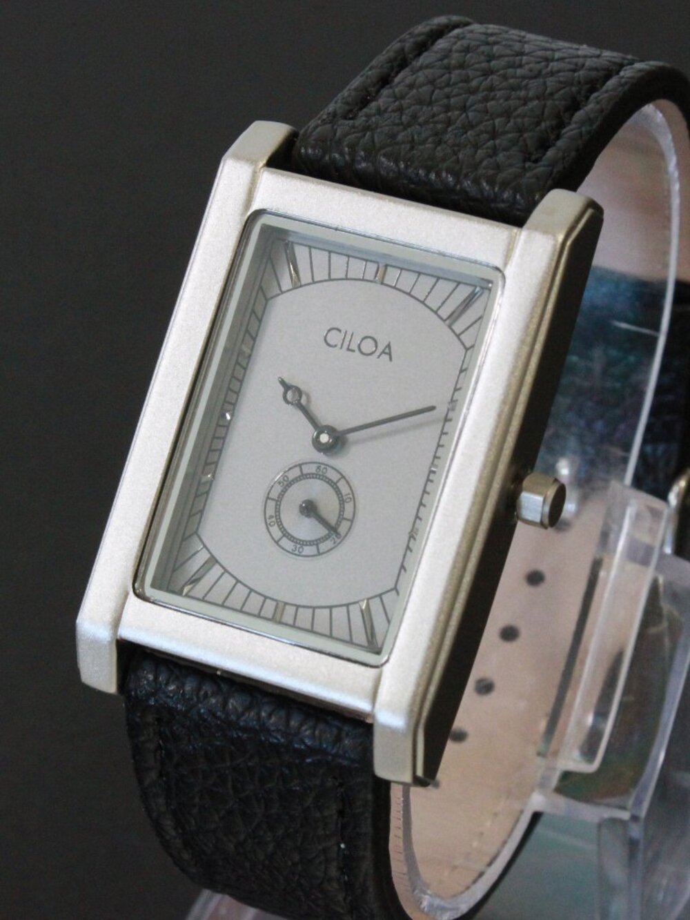 Men's Quartz Tank Style Watch Small Seconds Sub Dial Black Leather 28mm X 43mm - Picture 13 of 13